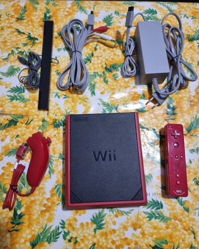 Nintendo wii mini super mario - nintendo,